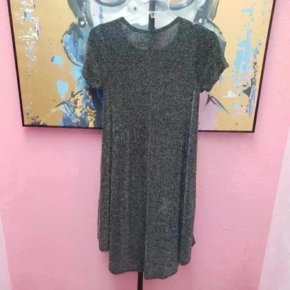 LuLaRoe Elegant Carly Black with Silver Metallic Thread - Picture 2 of 7
